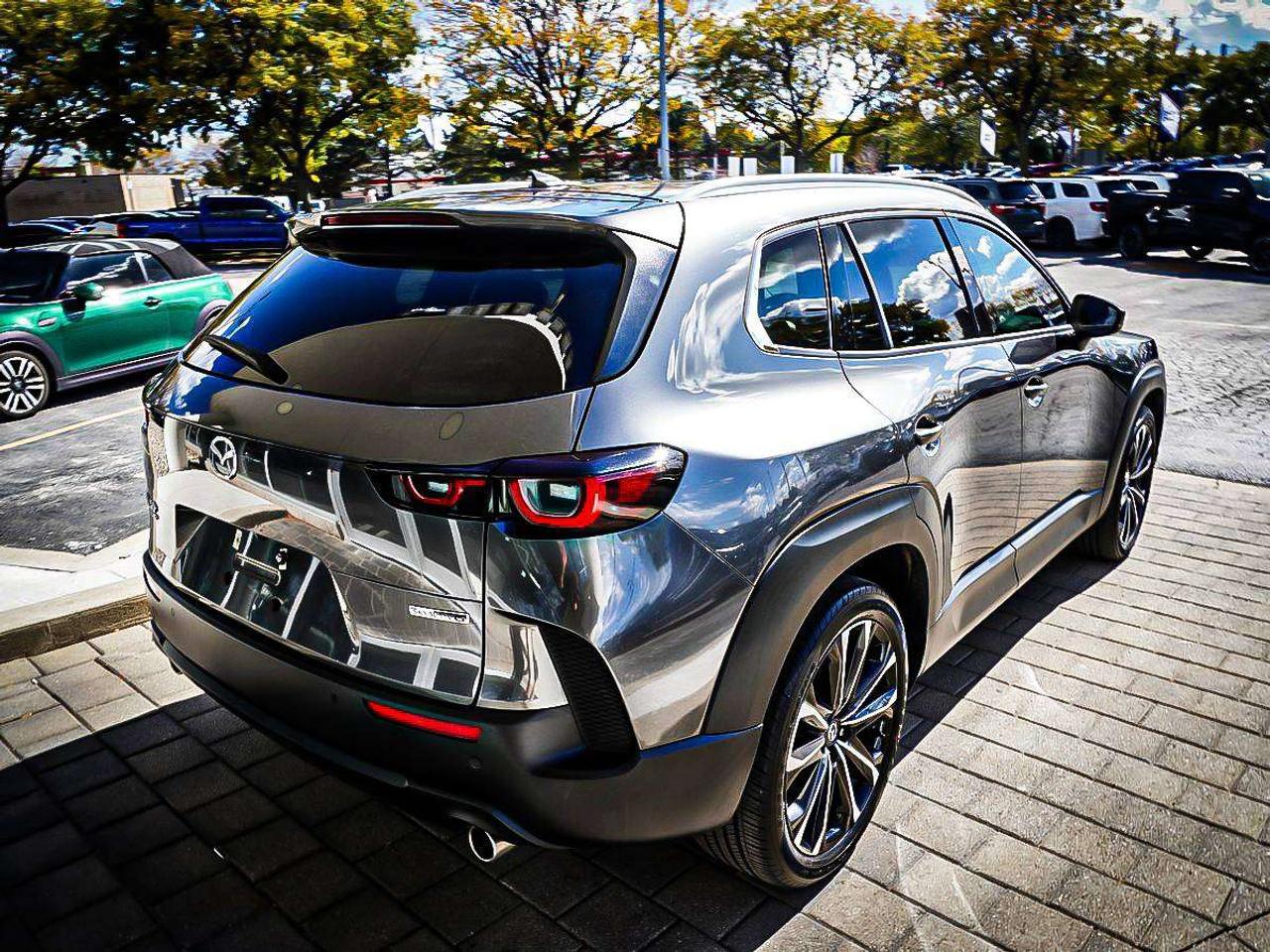 2025 Mazda CX-50  Photo