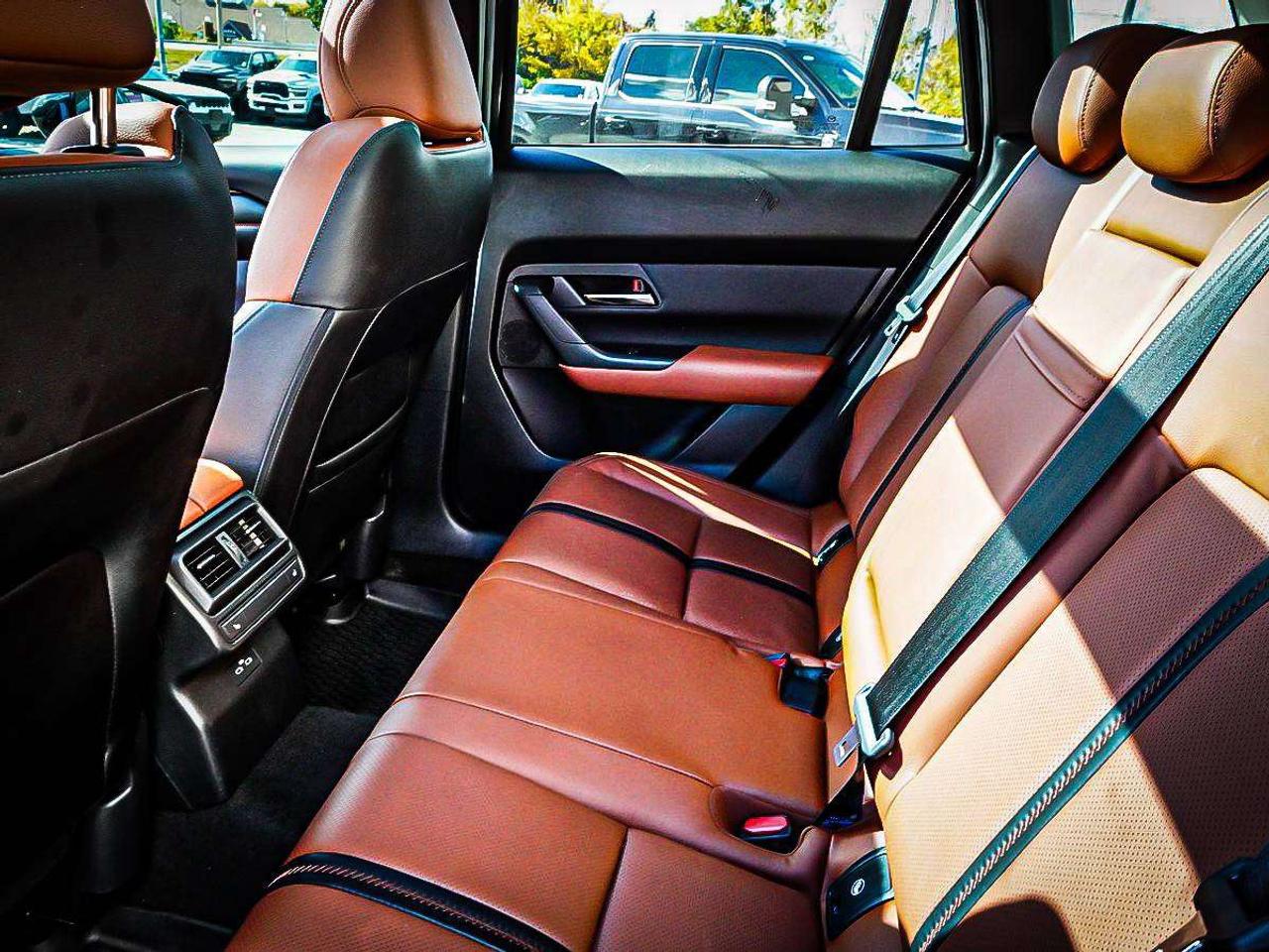 2025 Mazda CX-50  Photo