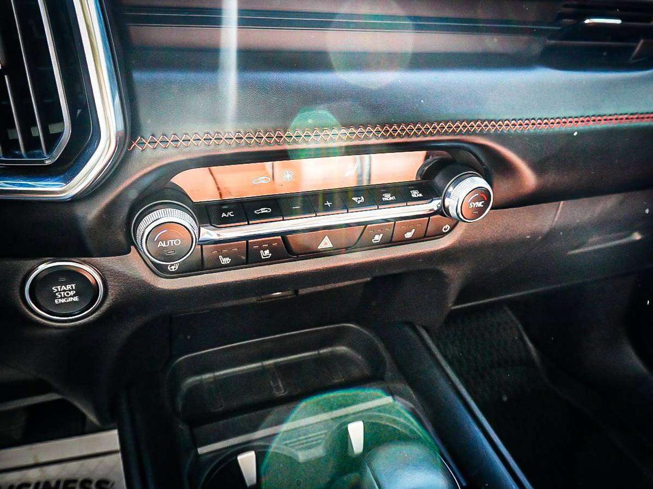 2025 Mazda CX-50  Photo