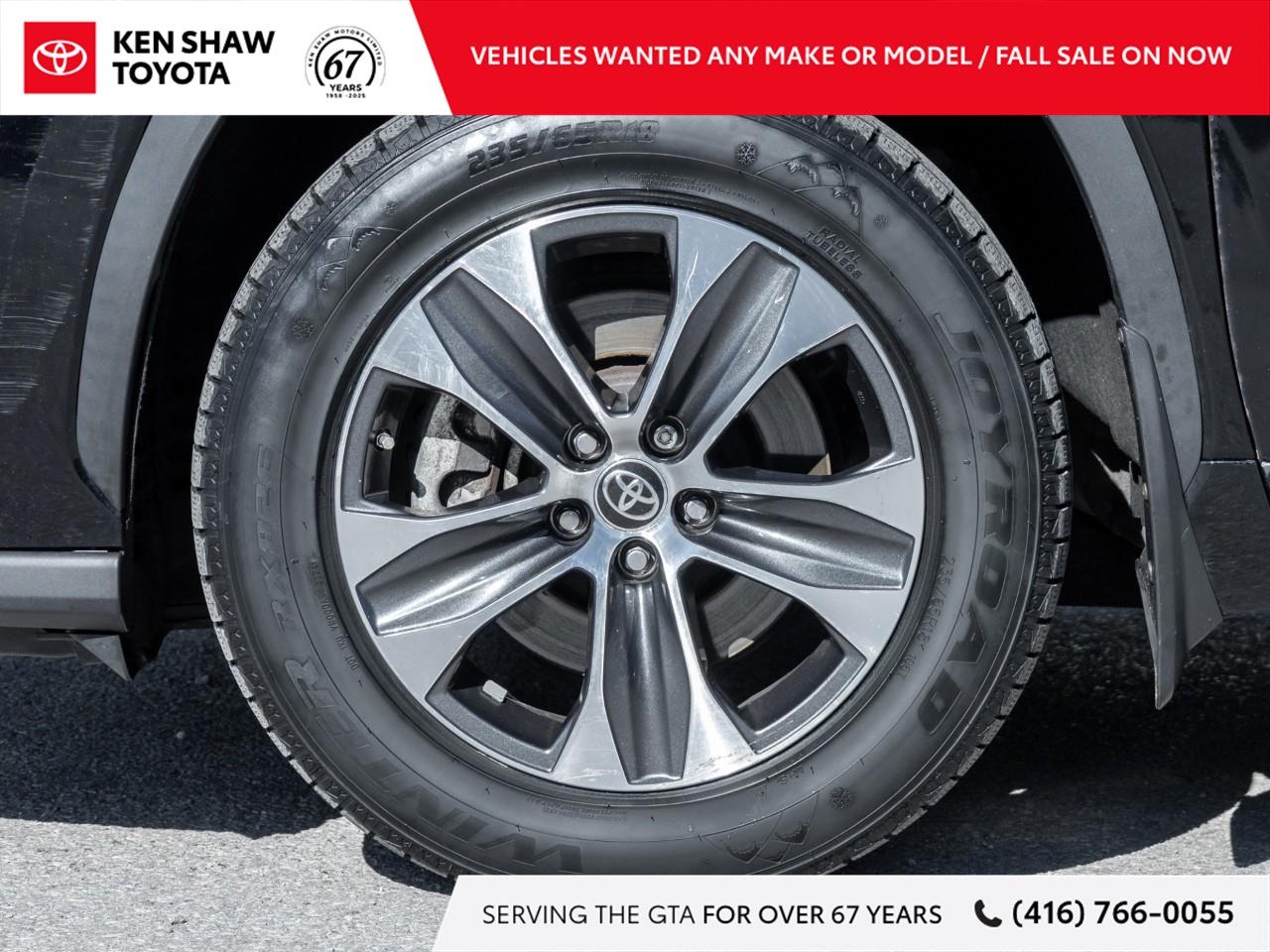 2021 Toyota Highlander XLE 4dr All-wheel Drive Photo