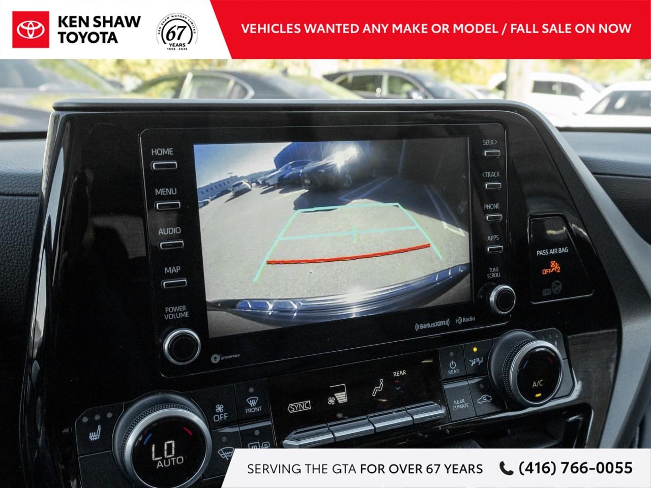 2021 Toyota Highlander XLE 4dr All-wheel Drive Photo