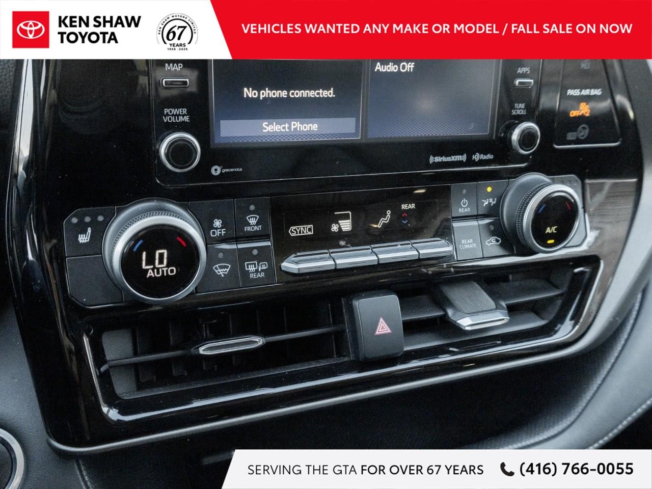 2021 Toyota Highlander XLE 4dr All-wheel Drive Photo