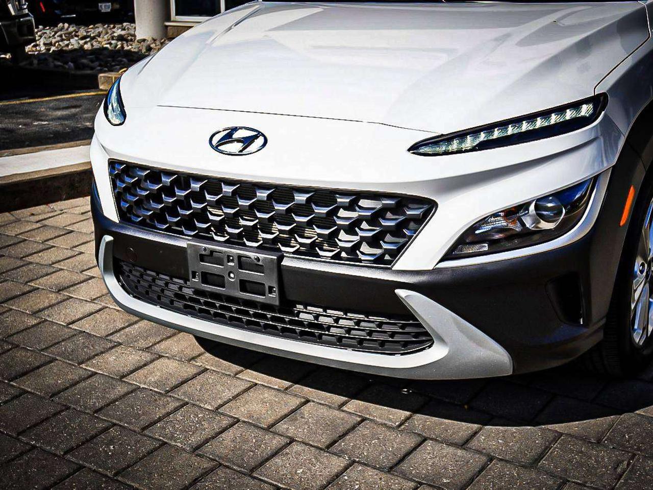 2023 Hyundai KONA  Photo4