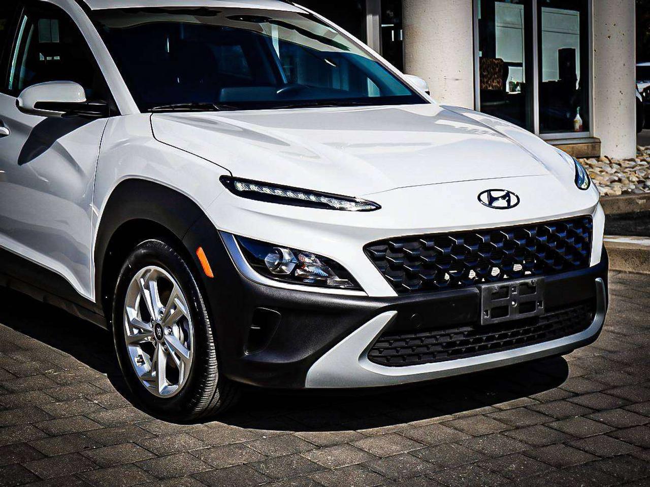 2023 Hyundai KONA  Photo2