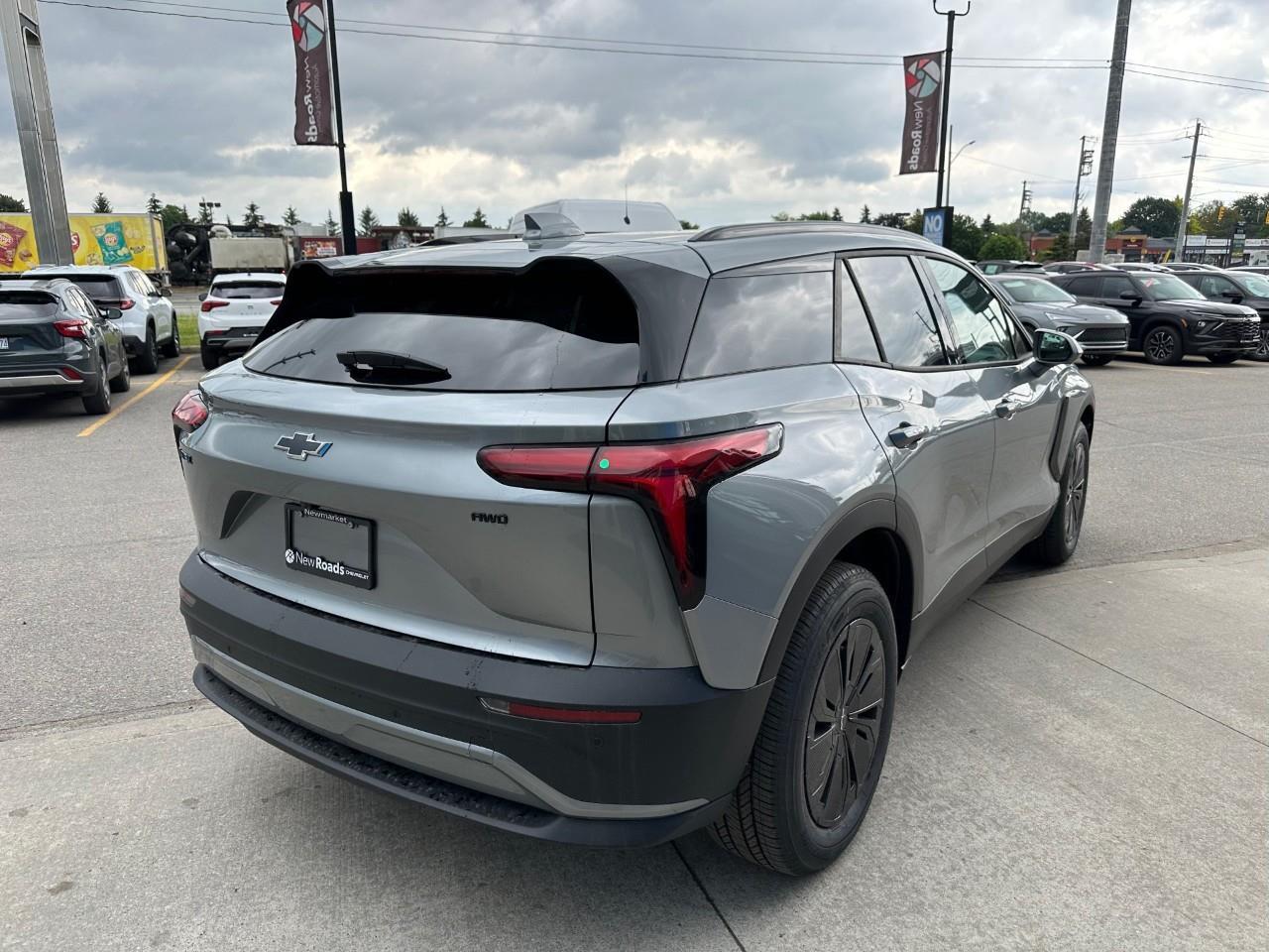 2026 Chevrolet Blazer EV LT 4dr All-Wheel Drive Photo4