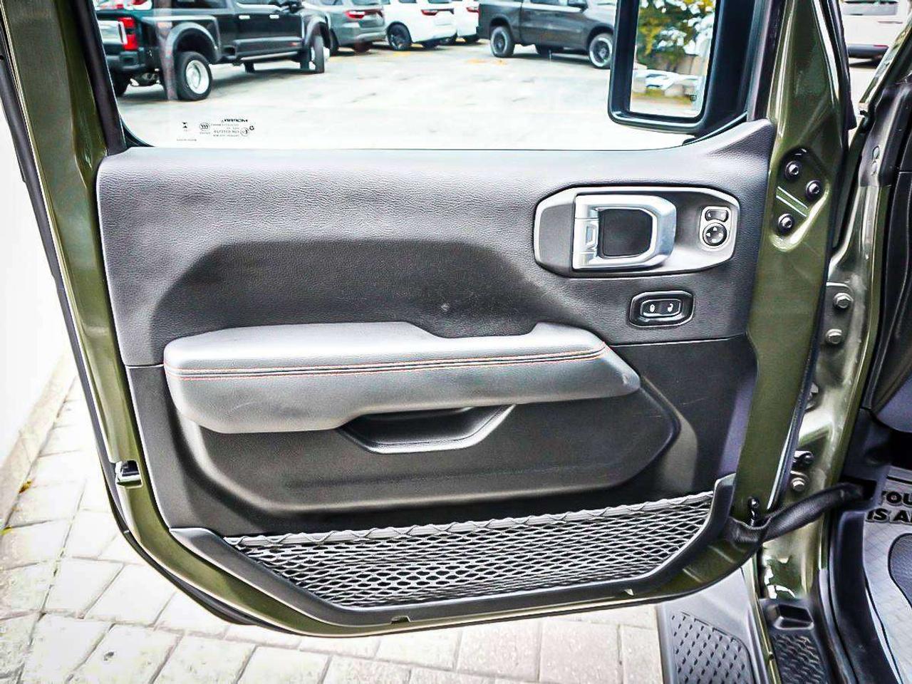2023 Jeep Gladiator  Photo
