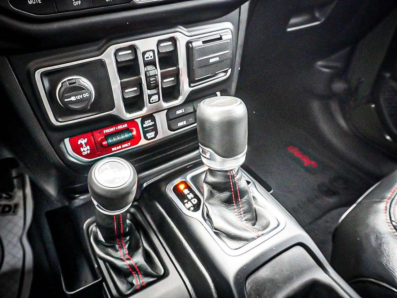 2023 Jeep Gladiator  Photo