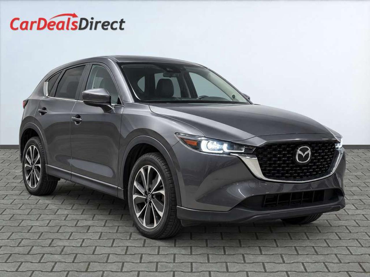 2023 Mazda CX-5 GT AWD   ONLY 28K KMs   Leather   Sunroof   NAV   Heated Seats Photo