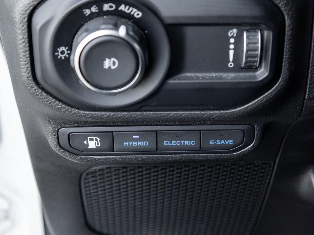 2023 Jeep Wrangler 4xe Sahara 4dr 4x4 Photo