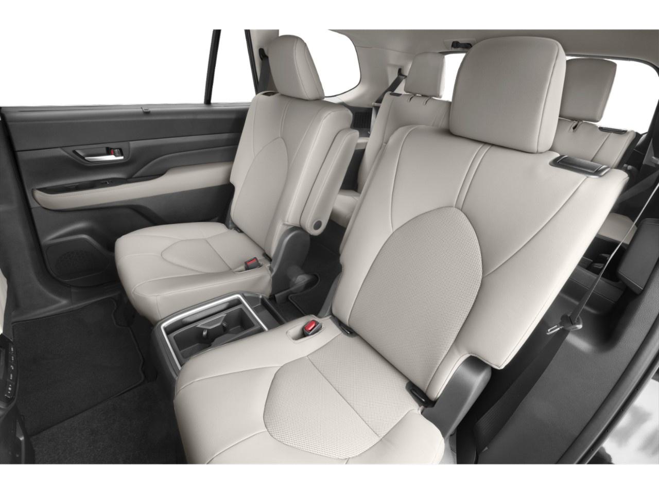 2026 Toyota Grand Highlander Hybrid XLE AWD Photo
