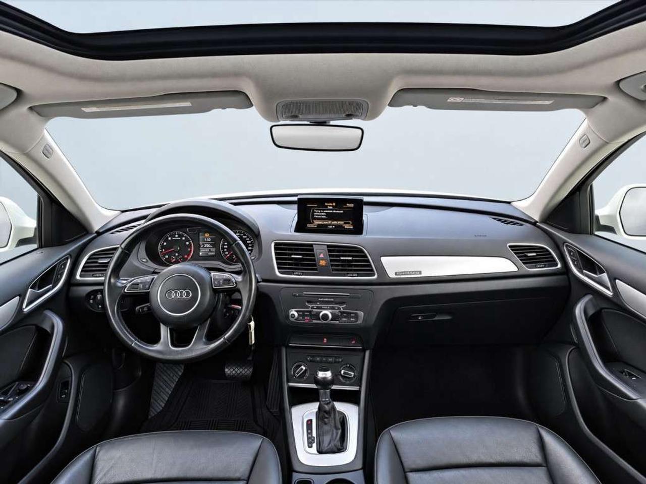 2017 Audi Q3 2.0T / QUATTRO AWD / LEATHER / SUNROOF / HEATED SEATS / BACKUP CAM Photo
