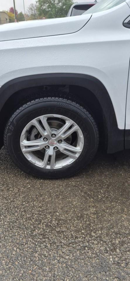 2022 GMC Terrain SLE All-wheel Drive Photo
