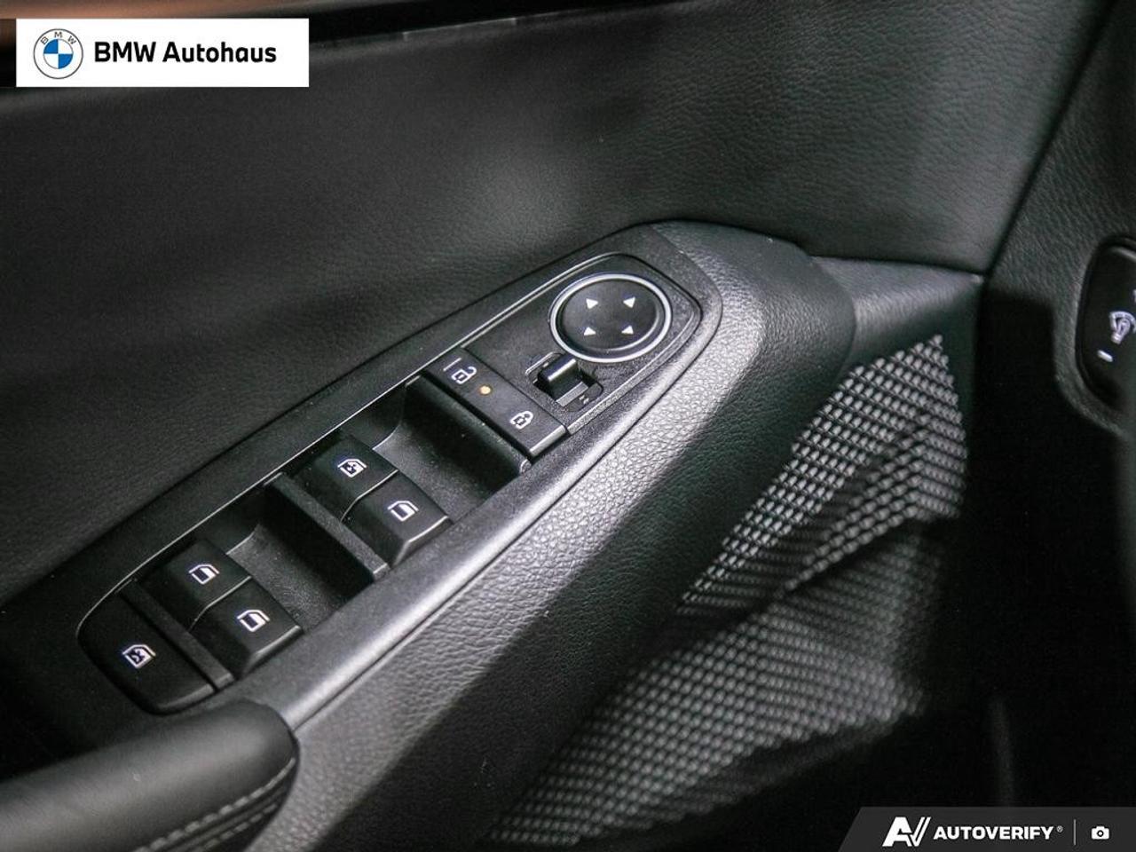 2025 Kia Seltos EX AWD Photo