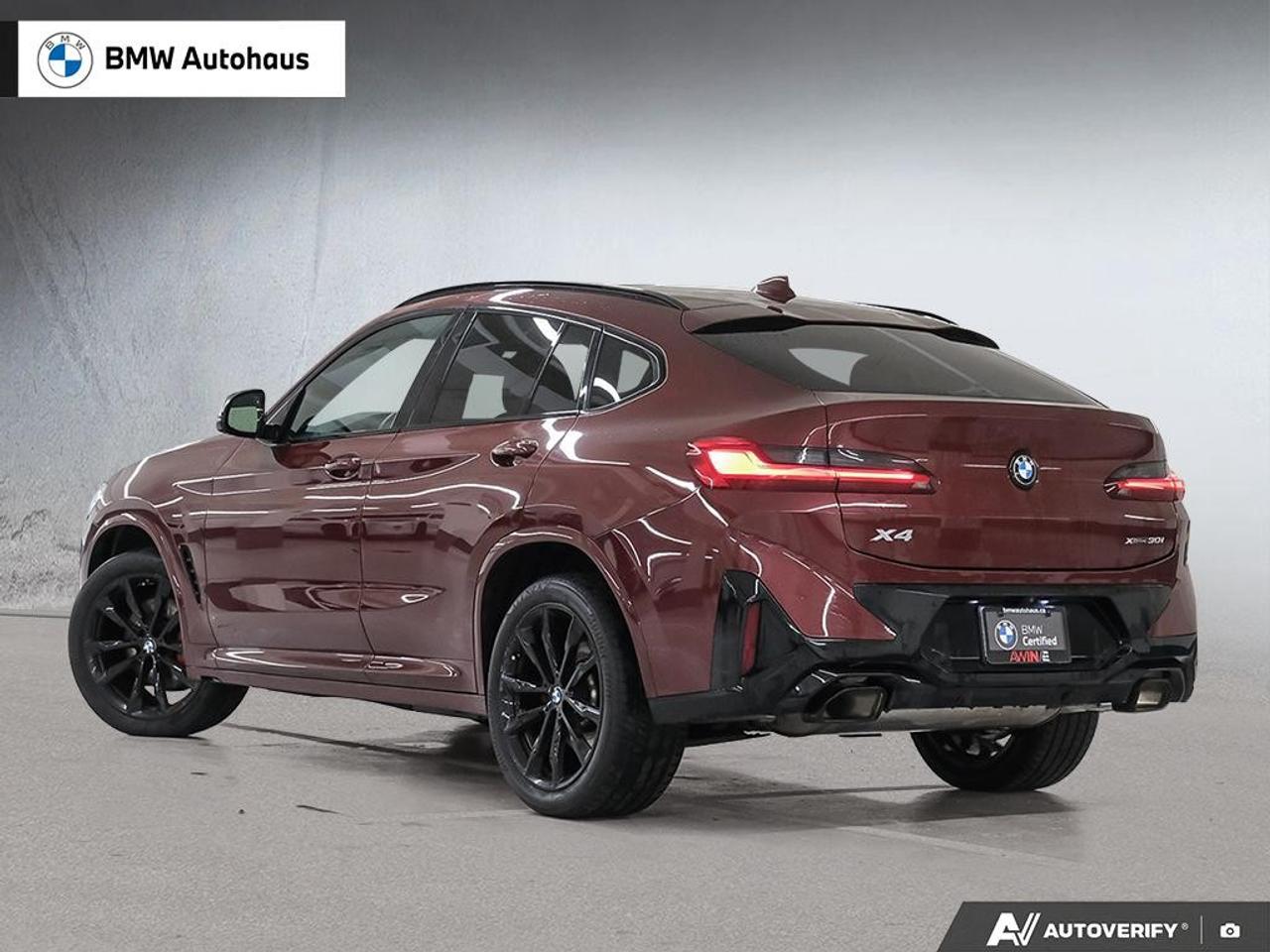 2023 BMW X4 xDrive30i Sports Activity Coupe Photo3