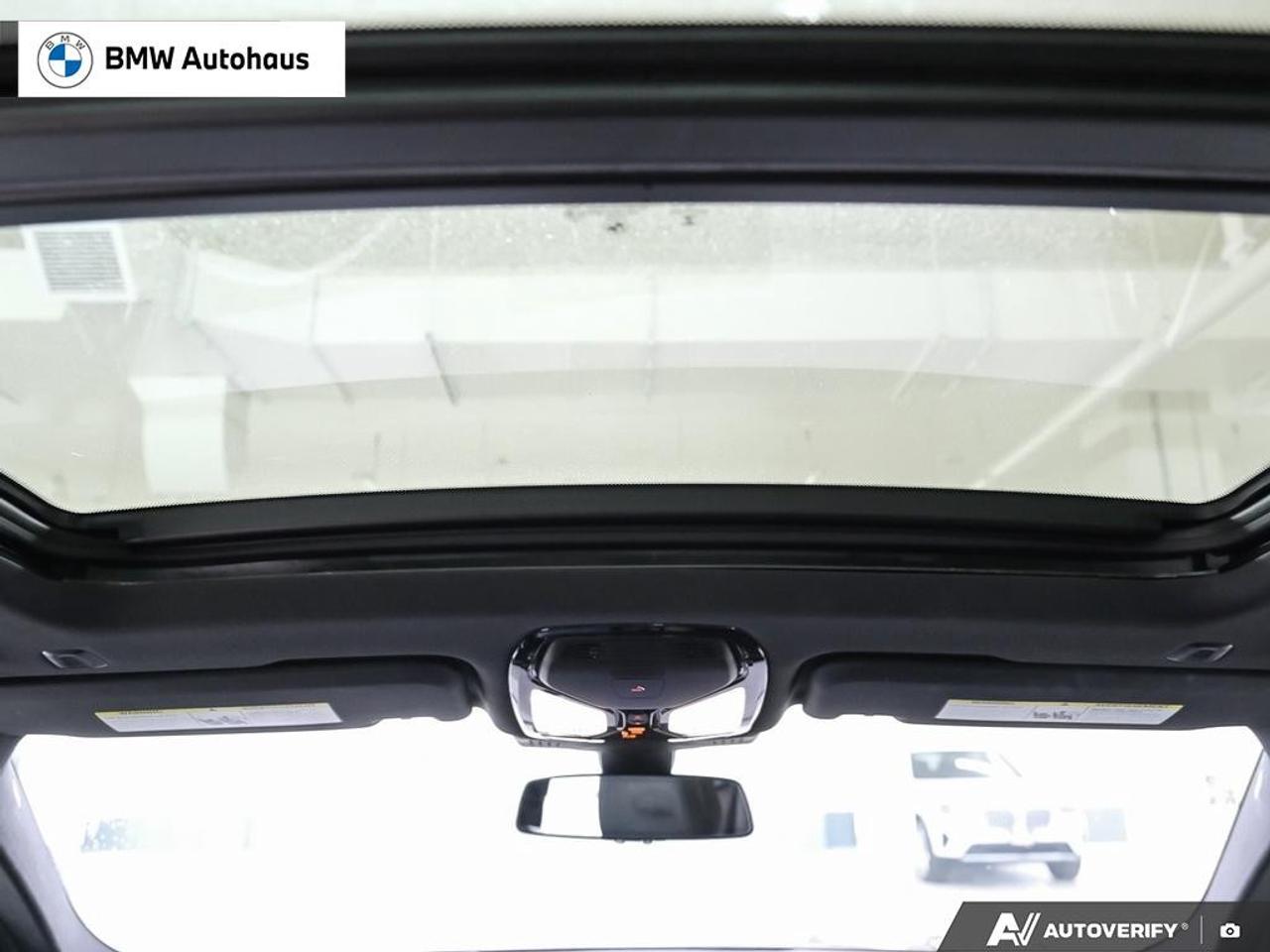 2023 BMW X4 xDrive30i Sports Activity Coupe Photo