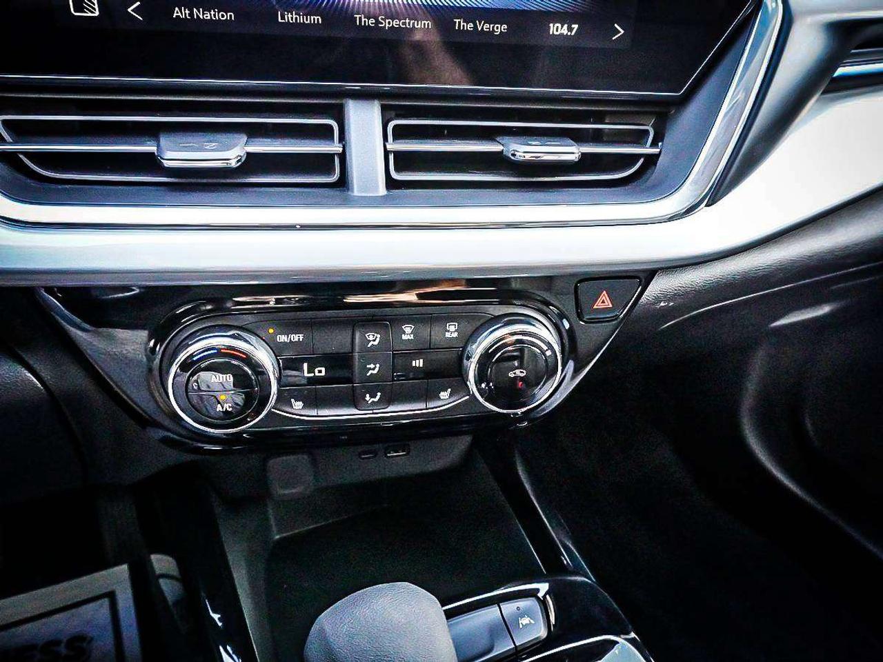 2024 Chevrolet Trax  Photo