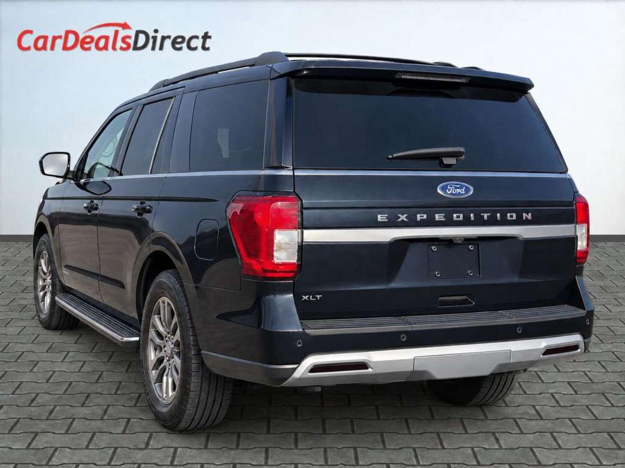 2022 Ford Expedition XLT 4x4   7 Passenger   Panoramic Sunroof   Remote Start   Carplay   Leather   Heated Seats Photo