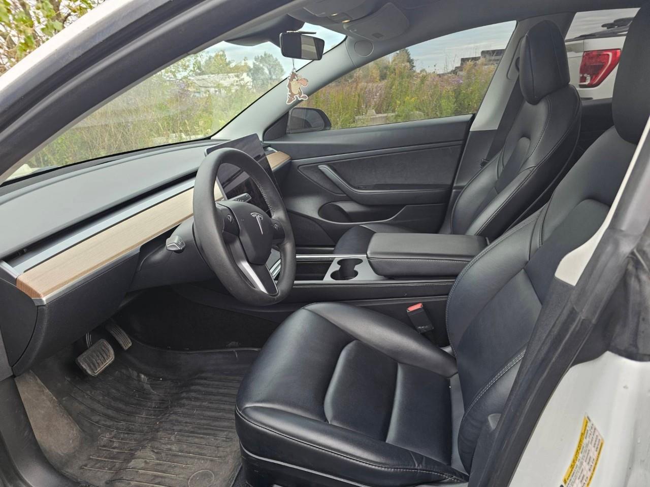 2021 Tesla Model 3 Standard Range Plus 4dr Rear-Wheel Drive Sedan Photo