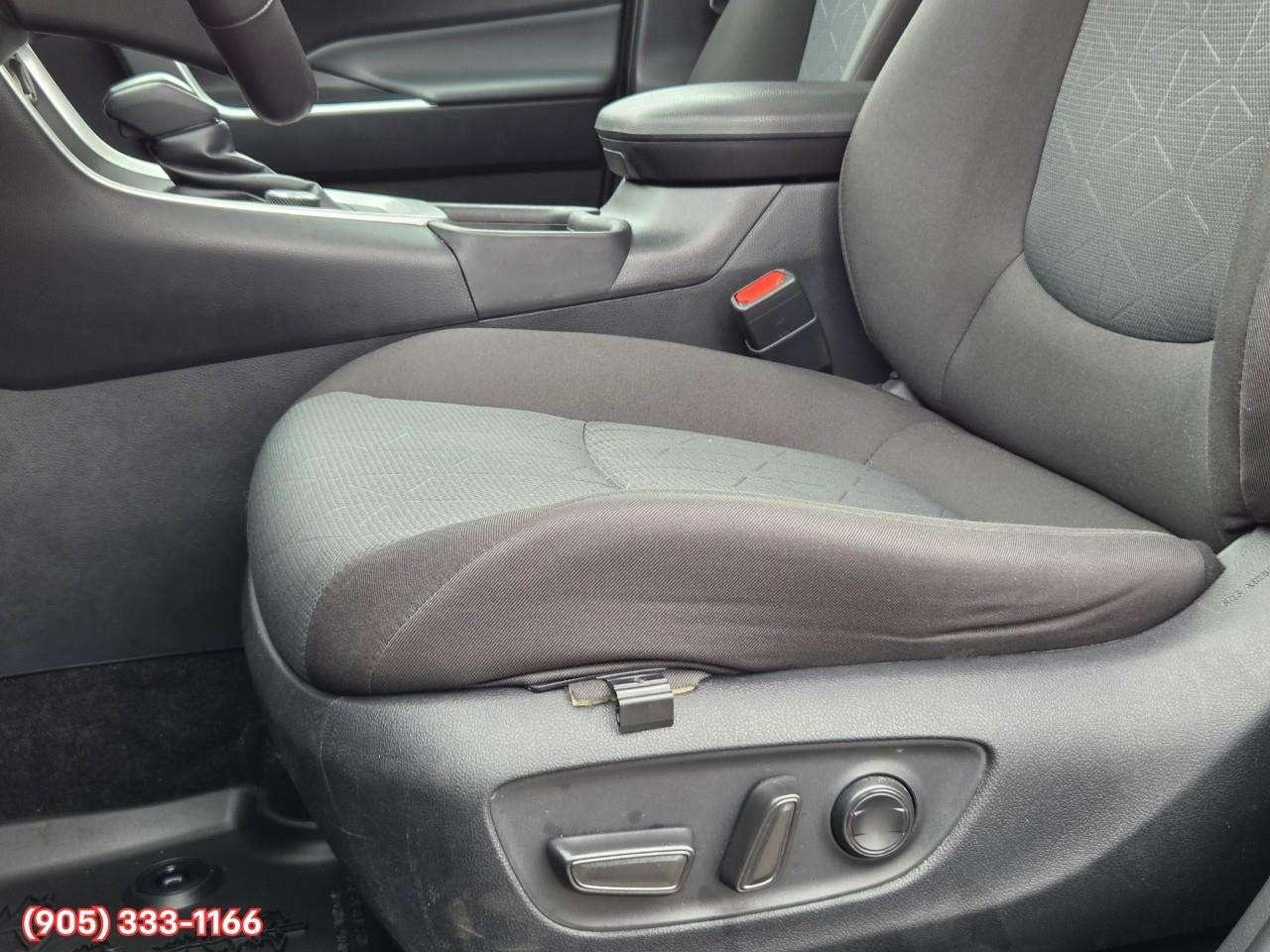 2025 Toyota RAV4 XLE Apple CarPlay & Android Auto • Power Sunroof • Built-In Wi-Fi Hotspot • Remote Start System • Heated Front Seats • Po Photo