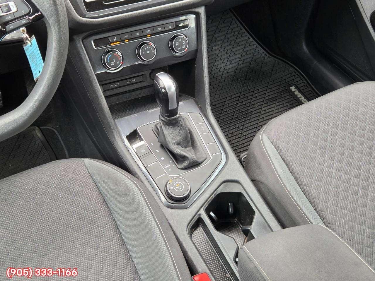 2021 Volkswagen Tiguan Trendline Apple CarPlay & Android Auto • Heated Front Seats • Lane Assist • Keyless Entry • Alloy Wheels Photo