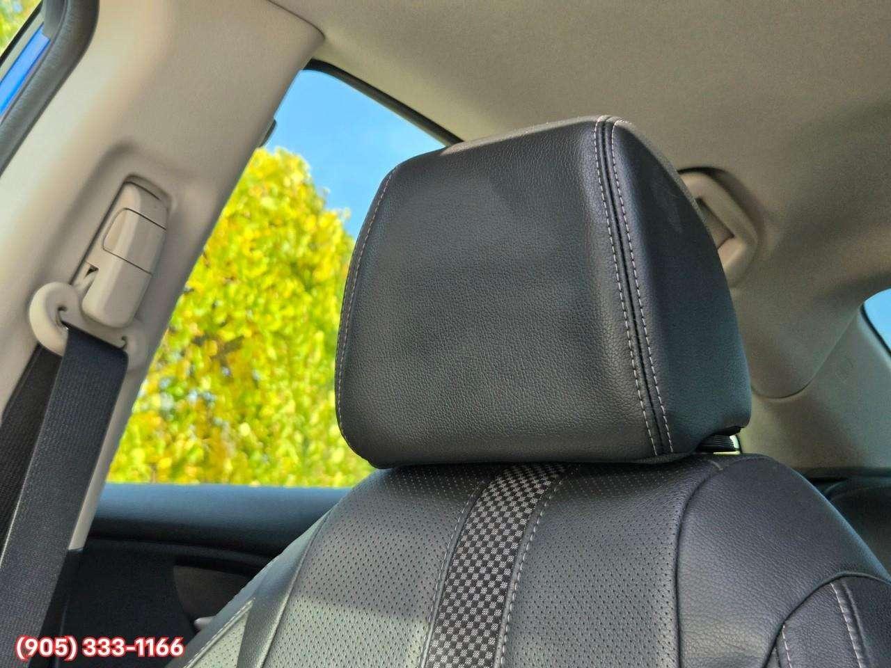 2019 Honda Civic Touring Apple CarPlay & Android Auto • Power Sunroof • Leather Seating • Built-In Navigation System • Remote Start System Photo