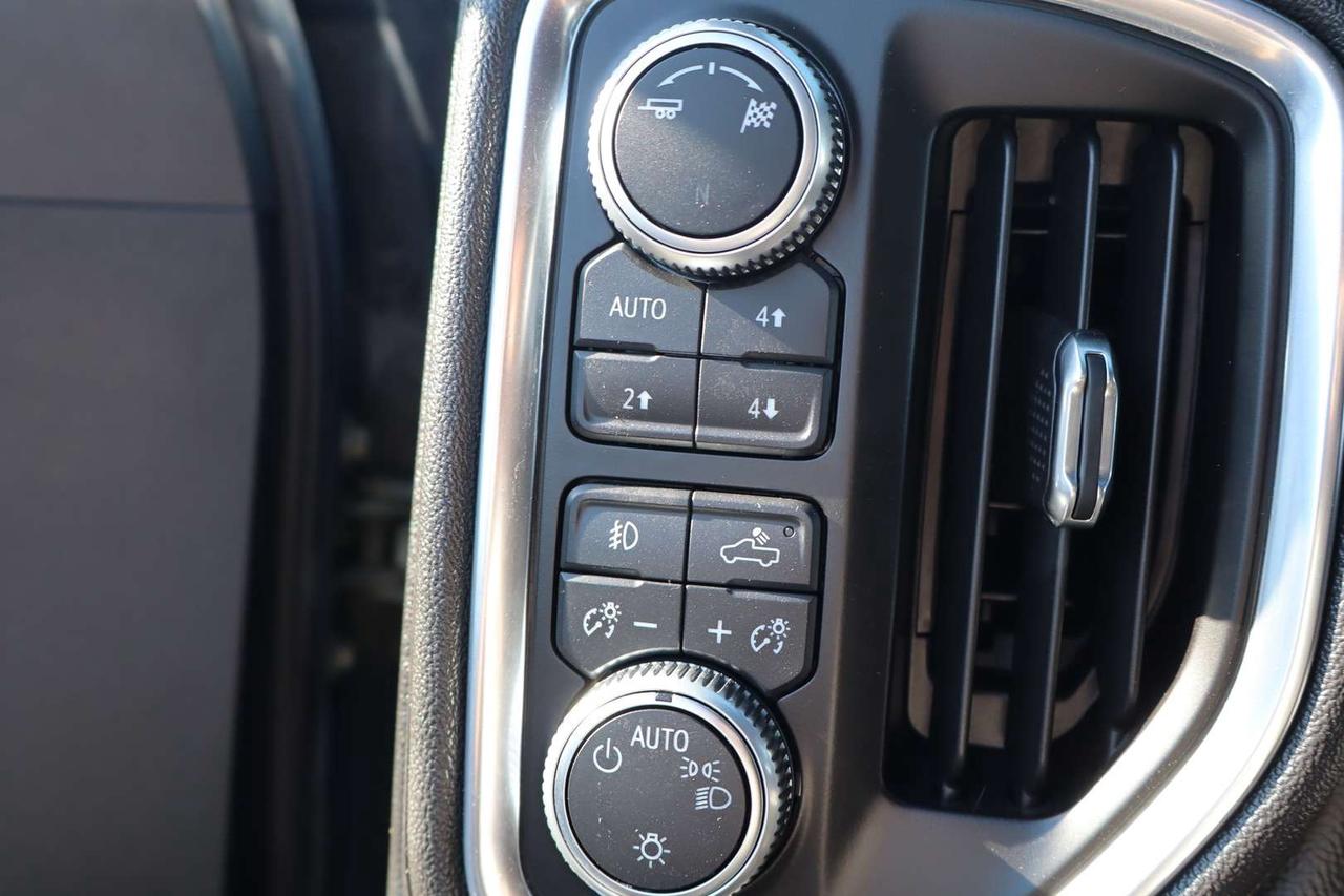 2019 GMC Sierra 1500 Elevation Crew Cab 4WD 5.3L   No Accident   One Owner Photo