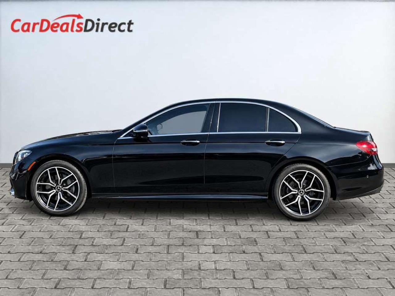2021 Mercedes-Benz E-Class E350 AMG 4MATIC  Sunroof   Leather   Heated seats Photo