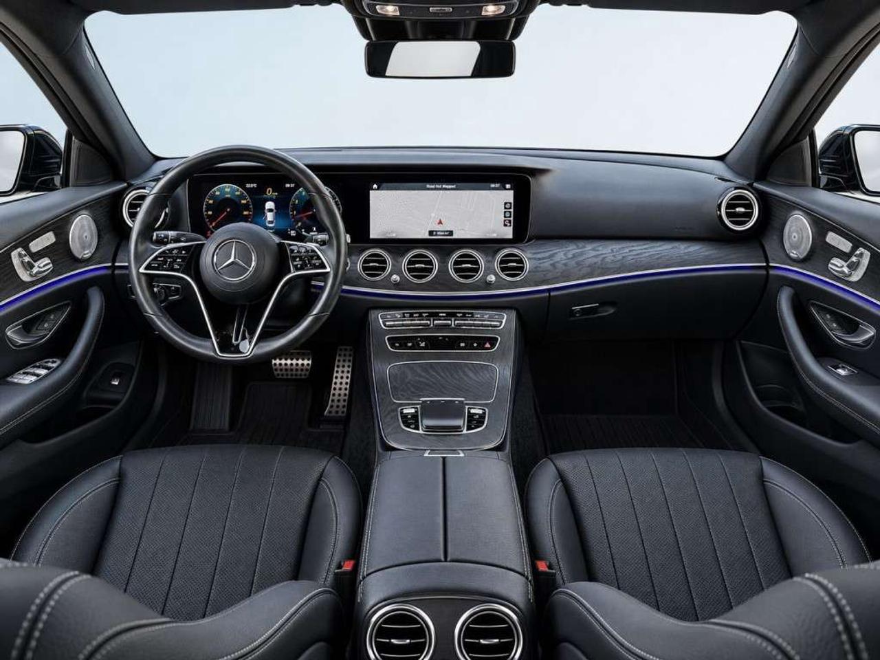 2021 Mercedes-Benz E-Class E350 AMG 4MATIC  Sunroof   Leather   Heated seats Photo