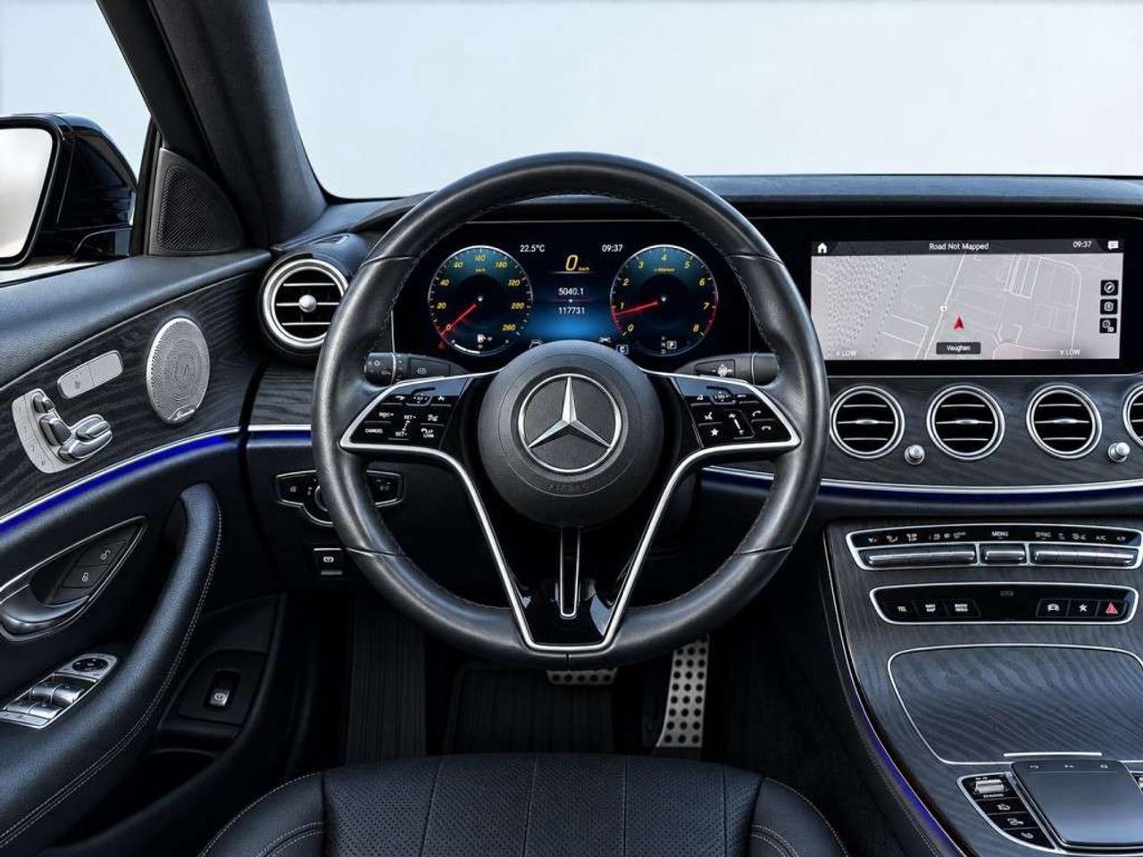 2021 Mercedes-Benz E-Class E350 AMG 4MATIC  Sunroof   Leather   Heated seats Photo