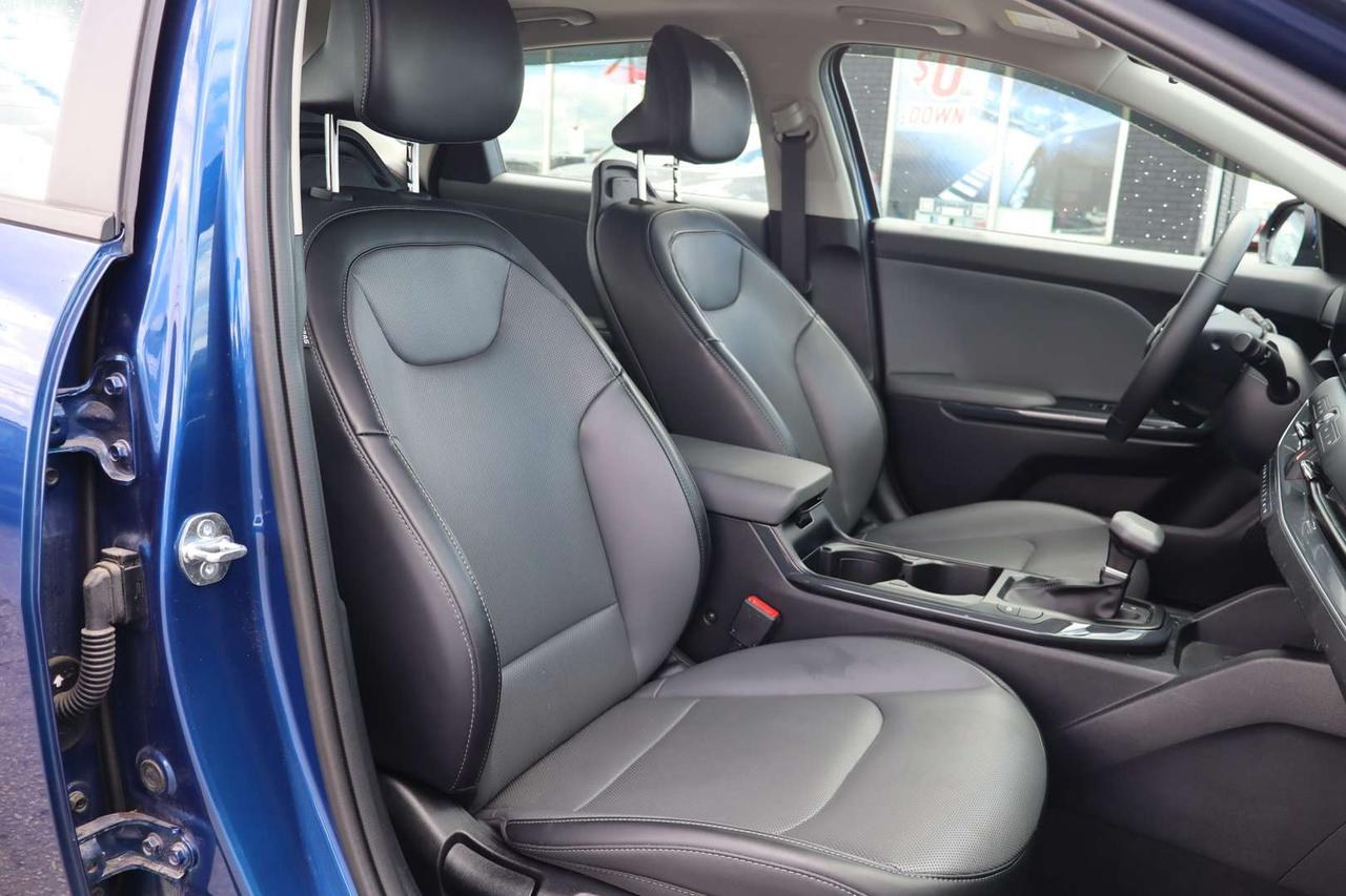 2025 Kia K4 EX+   Accident Free   Leather   Sunroof   Clean Carfax Photo