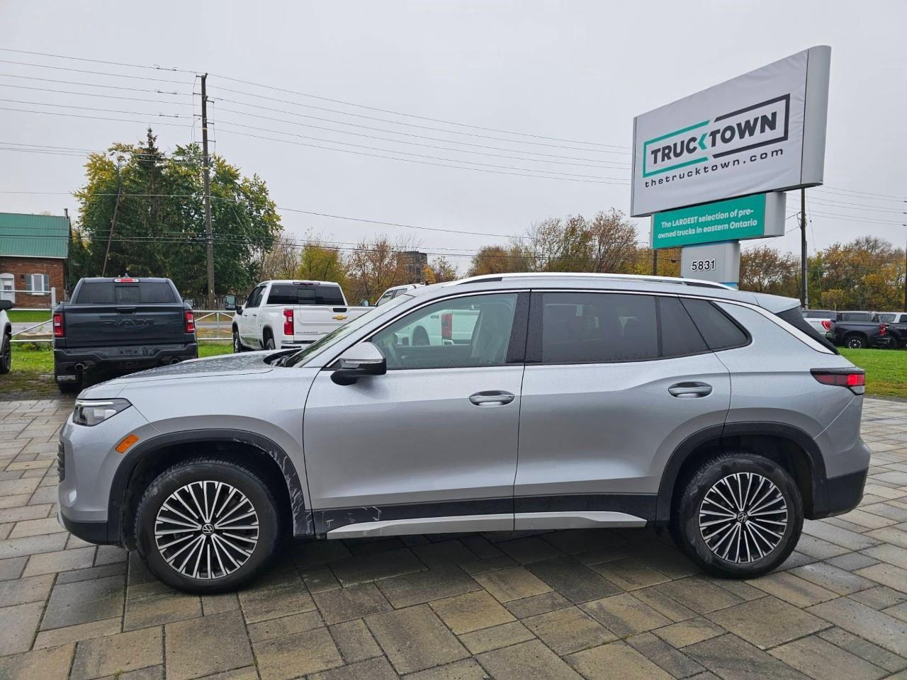 2026 Volkswagen Tiguan Comfortline 4dr All-wheel Drive 4MOTION Photo