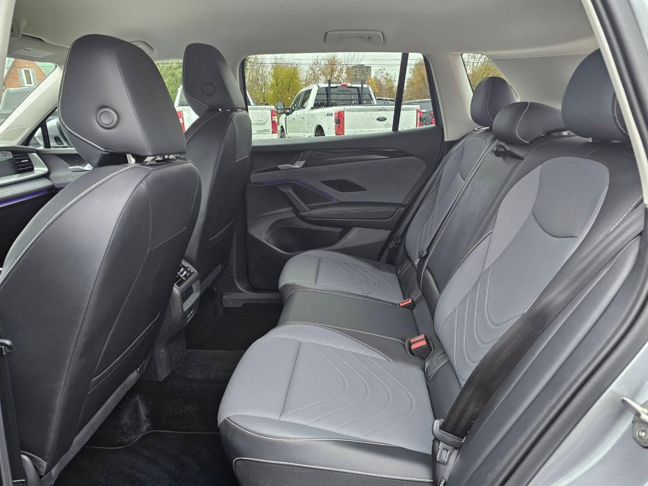 2026 Volkswagen Tiguan Comfortline 4dr All-wheel Drive 4MOTION Photo