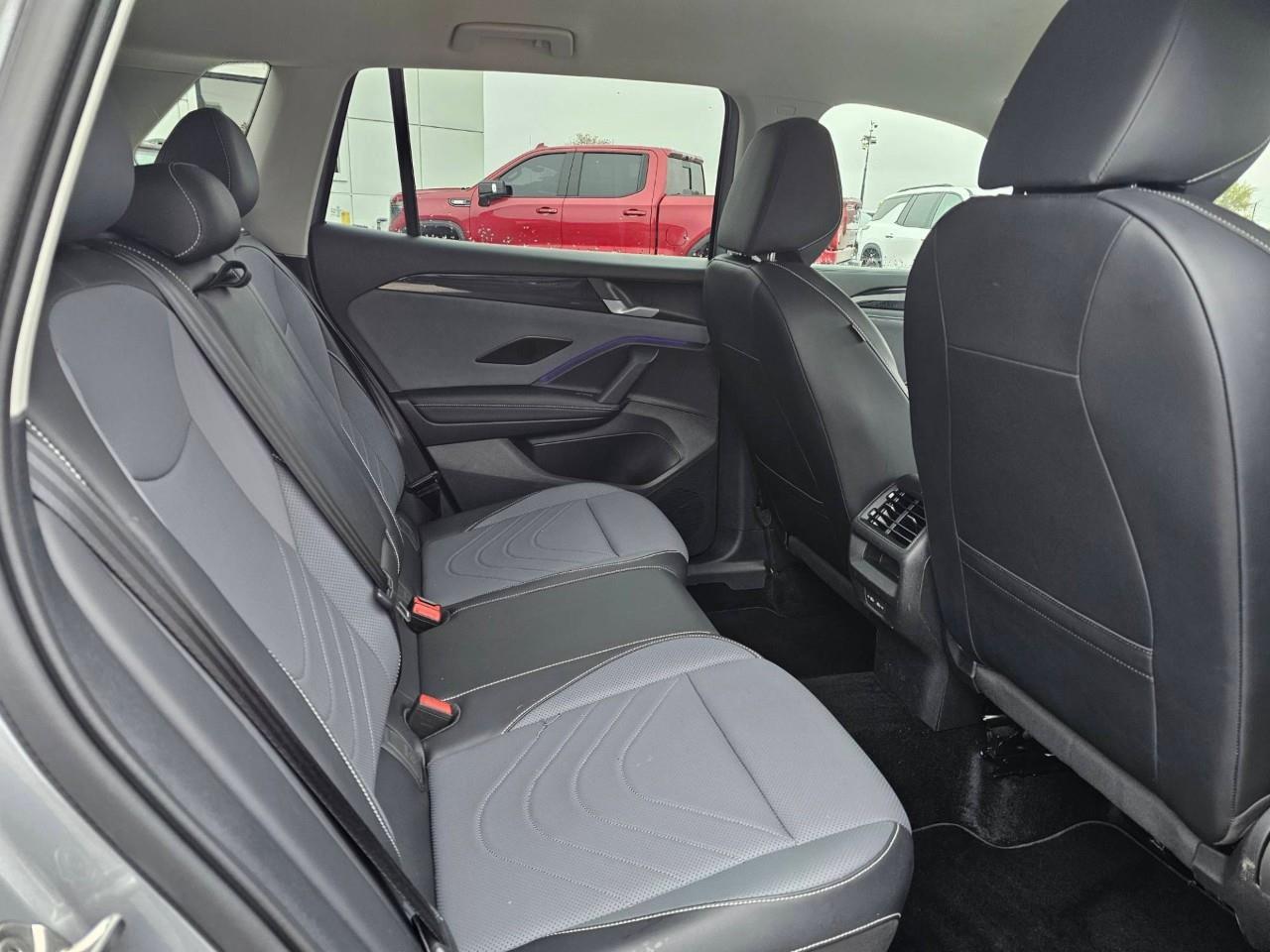 2026 Volkswagen Tiguan Comfortline 4dr All-wheel Drive 4MOTION Photo