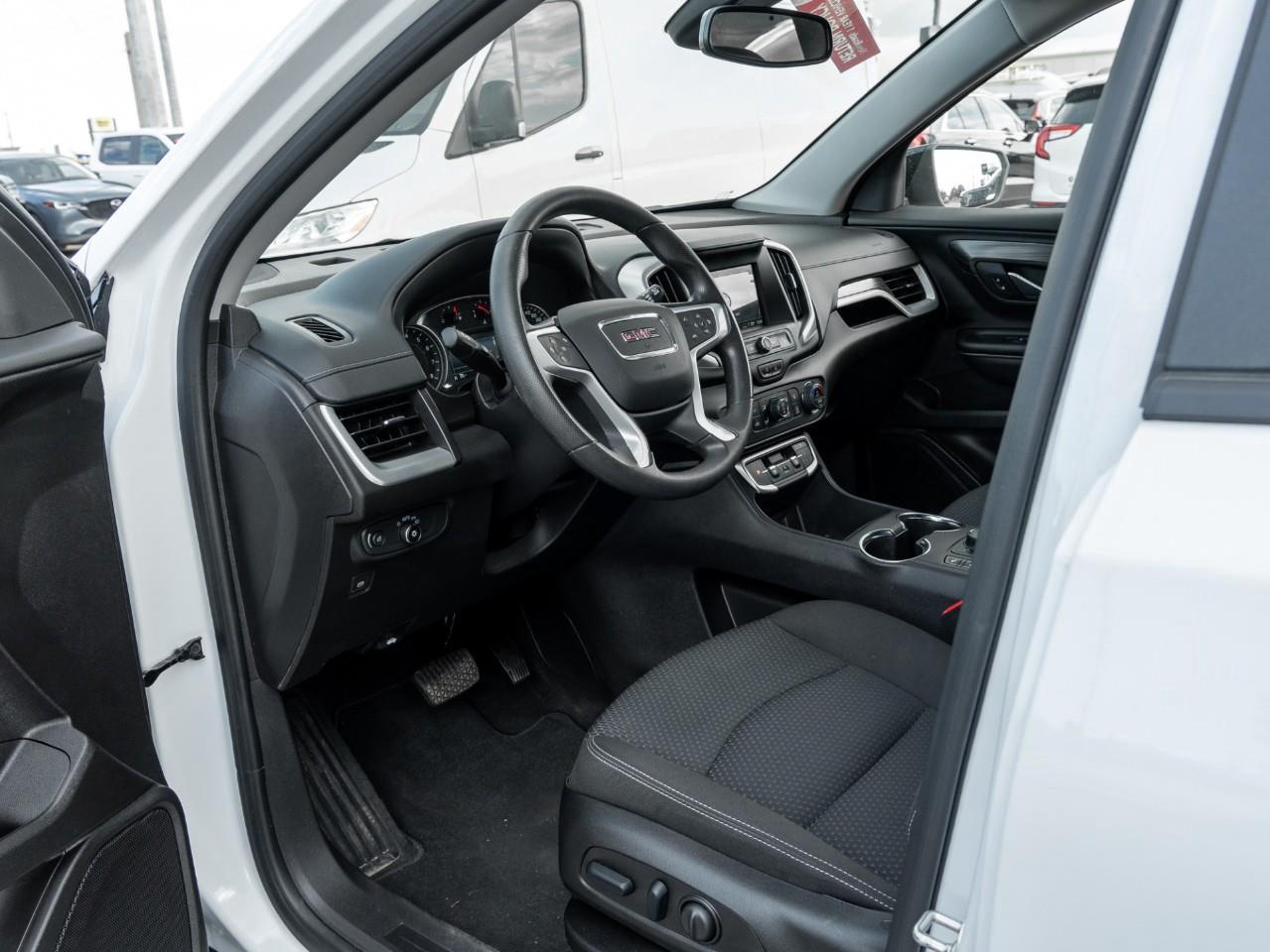 2024 GMC Terrain SLE 4dr All-Wheel Drive Photo