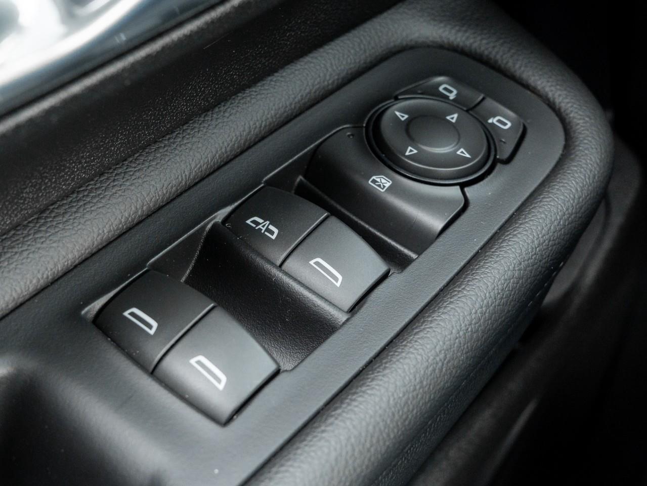 2024 GMC Terrain SLE 4dr All-Wheel Drive Photo