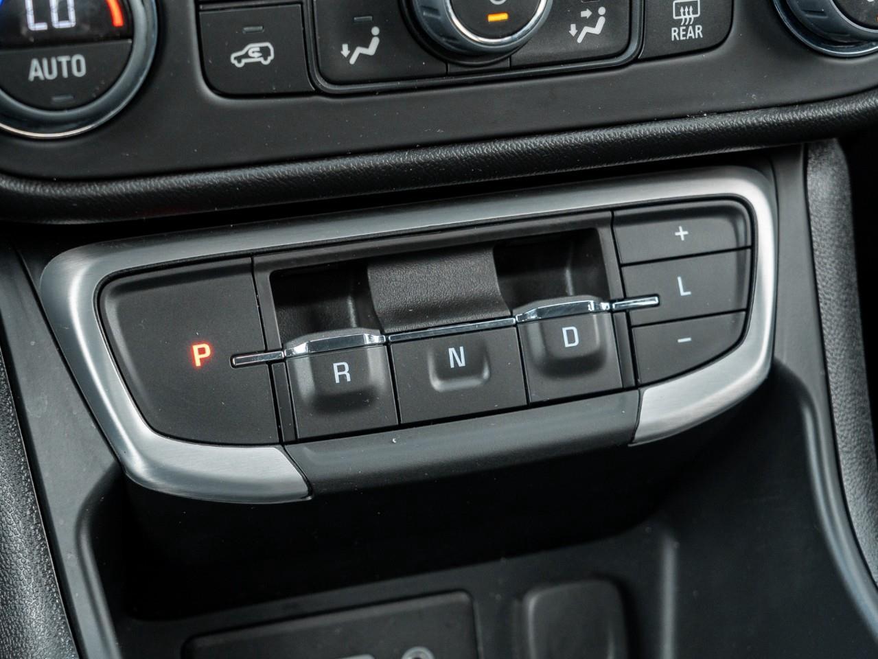 2024 GMC Terrain SLE 4dr All-Wheel Drive Photo