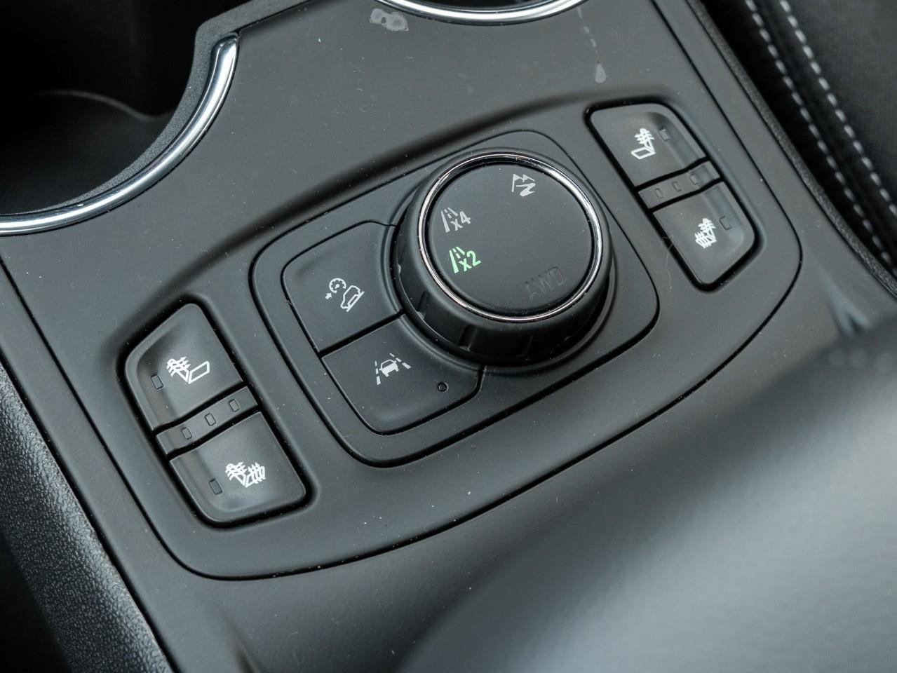 2024 GMC Terrain SLE 4dr All-Wheel Drive Photo