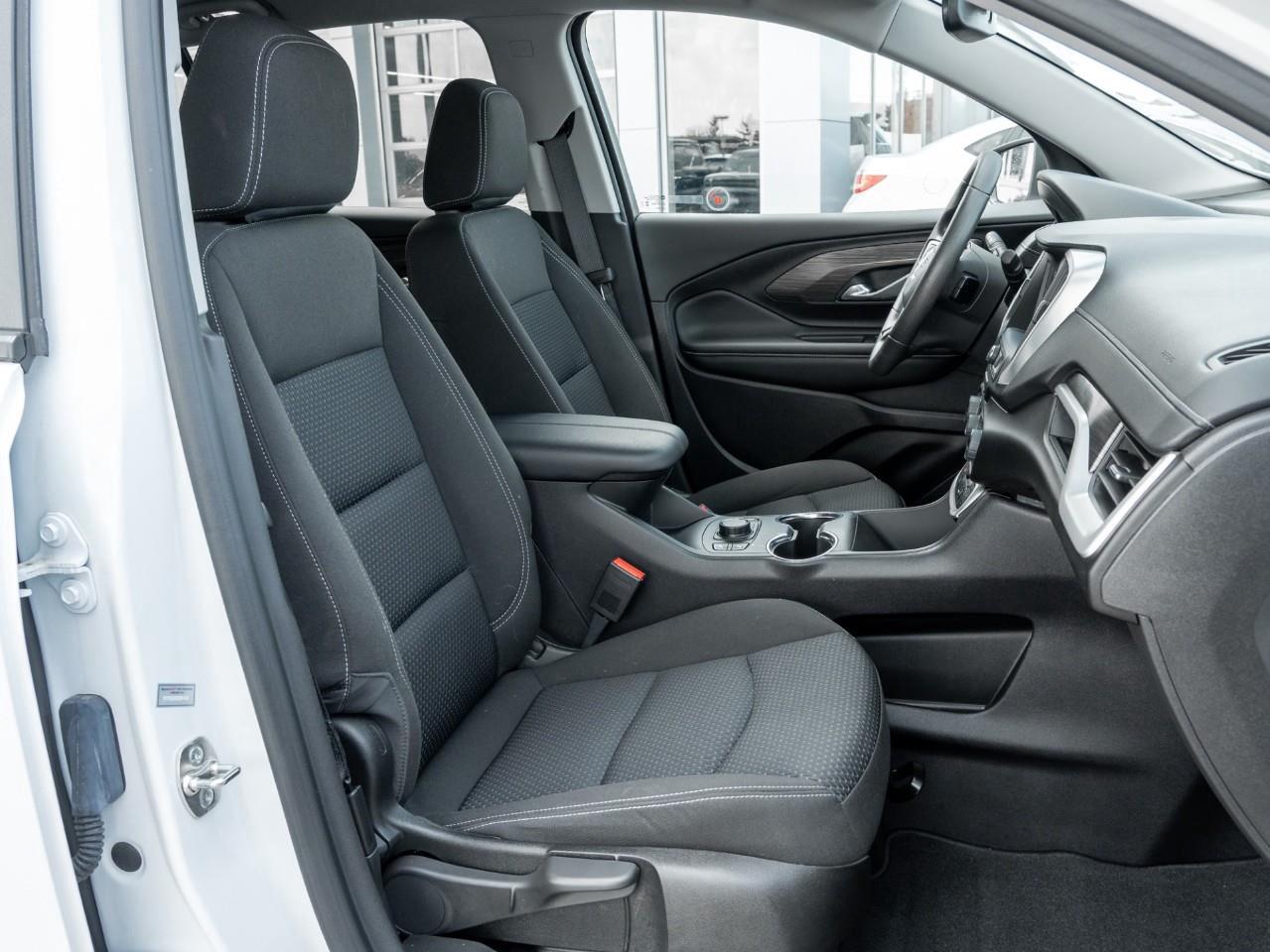 2024 GMC Terrain SLE 4dr All-Wheel Drive Photo