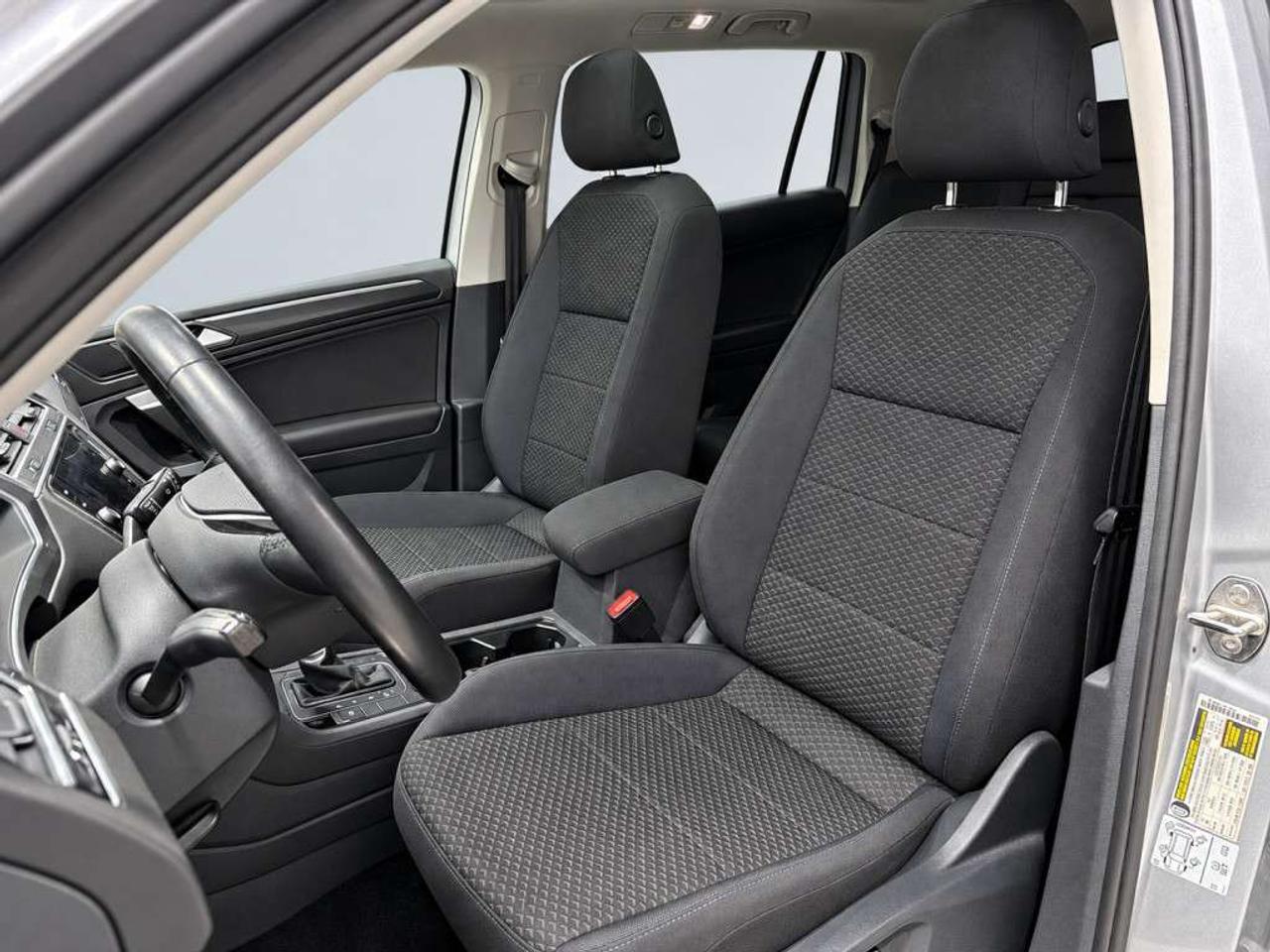 2021 Volkswagen Tiguan UNITED Edition 4MOTION   ONLY 44K KMs   Pano Roof   Digital Cockpit Photo