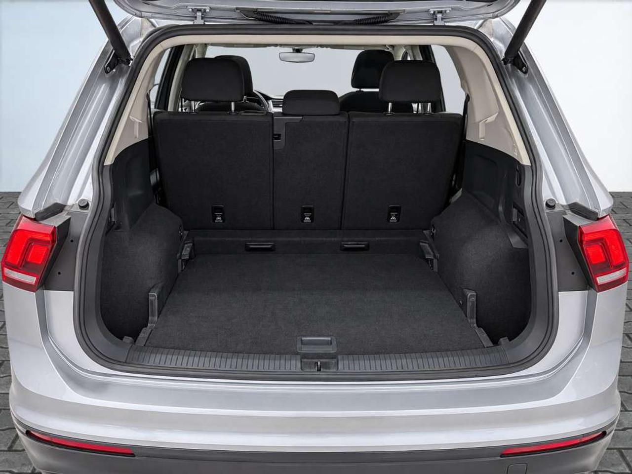 2021 Volkswagen Tiguan UNITED Edition 4MOTION   ONLY 44K KMs   Pano Roof   Digital Cockpit Photo
