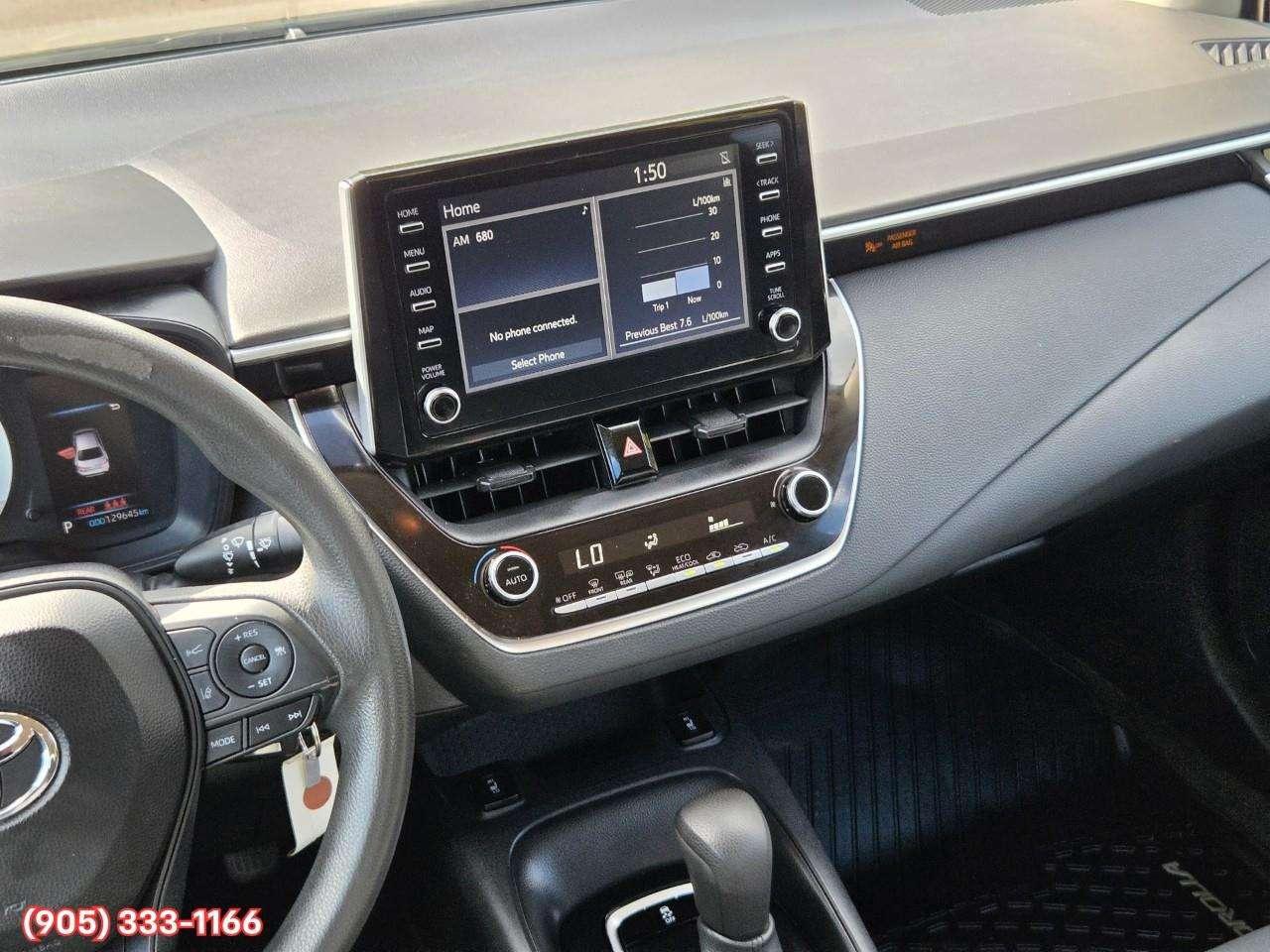 2020 Toyota Corolla LE Apple CarPlay & Android Auto • Lane Assist • Keyless Entry • Backup Camera • Cruise Control Photo