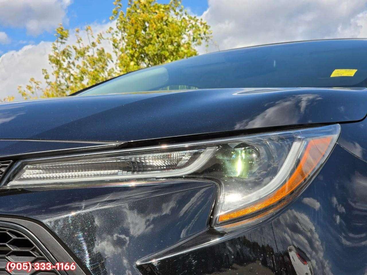 2020 Toyota Corolla LE Apple CarPlay & Android Auto • Lane Assist • Keyless Entry • Backup Camera • Cruise Control Photo