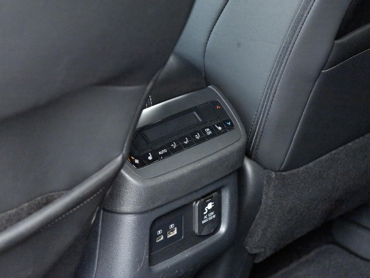 2025 Nissan Pathfinder SL 4dr 4x4 Photo