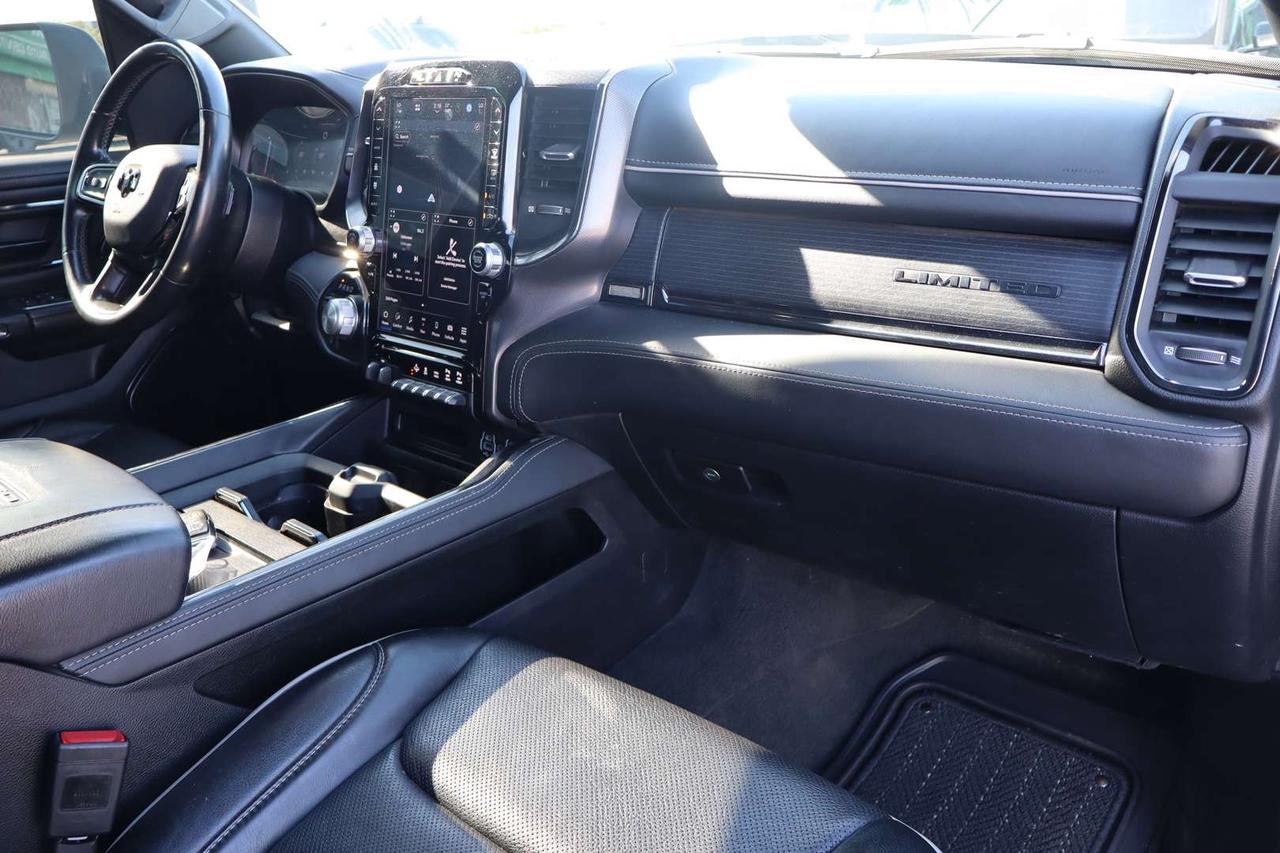 2024 RAM 1500 Limited Crew Cab 4WD   No Accident   Ram Box   E-Torque   Moonroof Photo