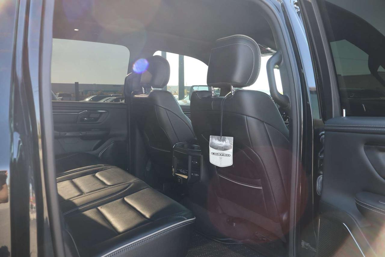2024 RAM 1500 Limited Crew Cab 4WD   No Accident   Ram Box   E-Torque   Moonroof Photo