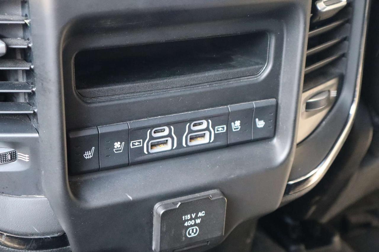 2024 RAM 1500 Limited Crew Cab 4WD   No Accident   Ram Box   E-Torque   Moonroof Photo