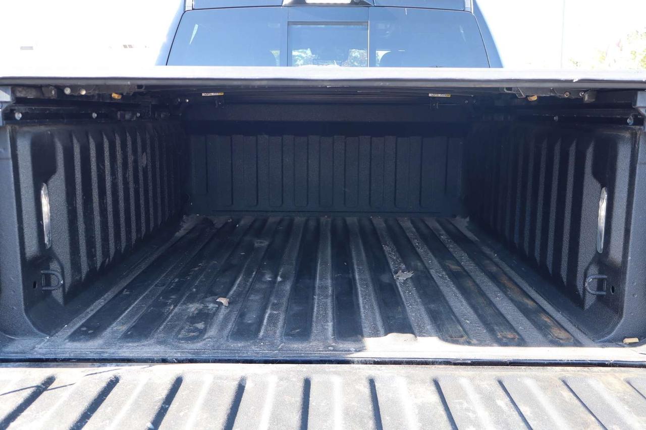 2024 RAM 1500 Limited Crew Cab 4WD   No Accident   Ram Box   E-Torque   Moonroof Photo