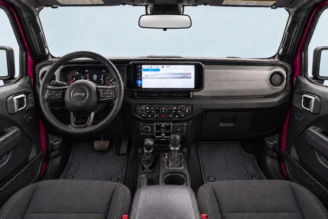 2024 Jeep Wrangler Willys 4 Door 4x4 24W PACKAGE/ TECH GROUP/ CONVENIENCE GROUP/ SAFETY GROUP Photo