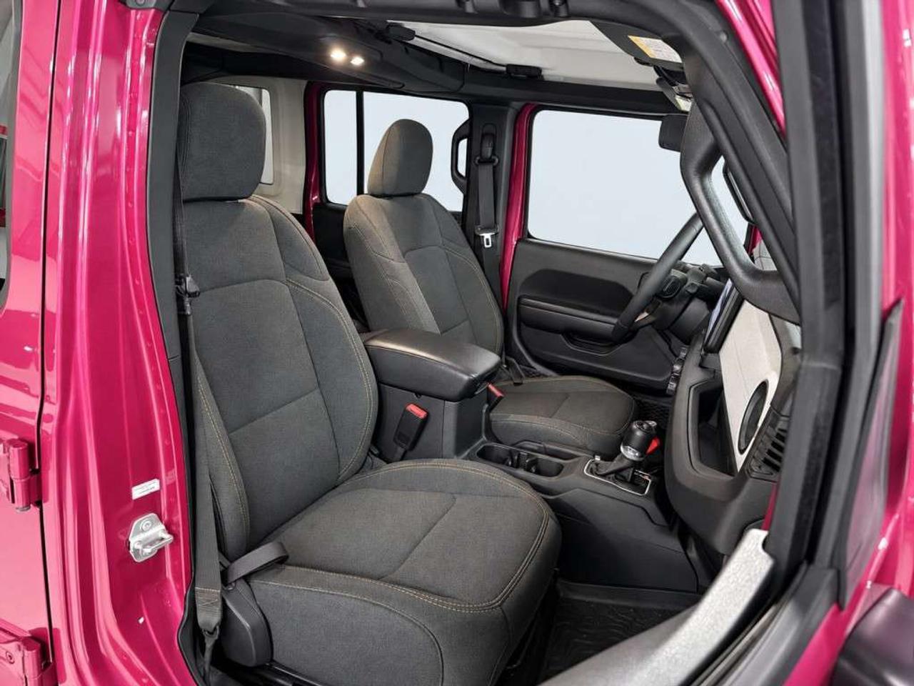 2024 Jeep Wrangler Willys 4 Door 4x4 24W PACKAGE/ TECH GROUP/ CONVENIENCE GROUP/ SAFETY GROUP Photo