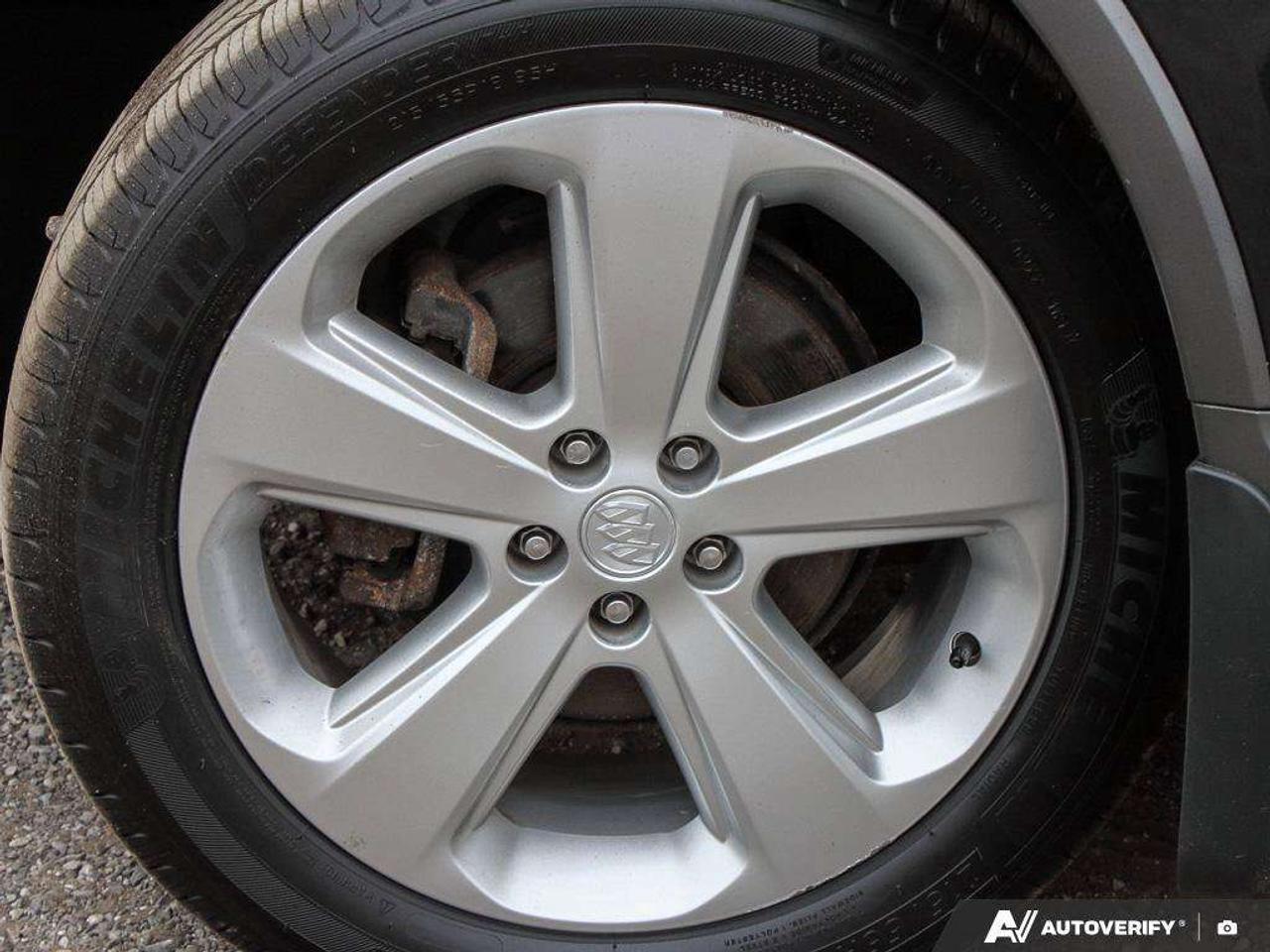 2015 Buick Encore 1.4L 4-CYL, AWD, ALLOYS, LEATHER, BOSE, SUNROOF, 1-OWNER, AS-TRADED! Photo
